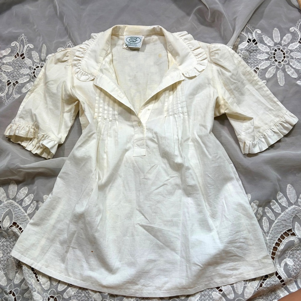 Vintage Cottage Laura Ashley Cream Cotton Ruffle Pintuck Blouse Made in USA